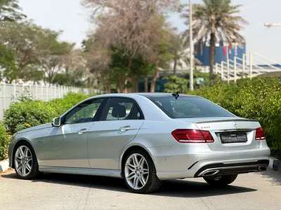 2016 Mercedes-BENZ E-CLASS 照片 6