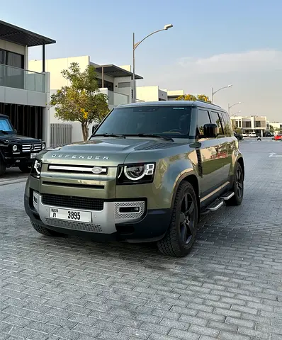 Defender 110 HSE P400 | Full Warranty | Excellent Condition | Pangea Green