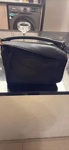 Stylish Black Handbag