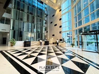 Panoramic Canal View | Partitioned Office | BurlingtonTower