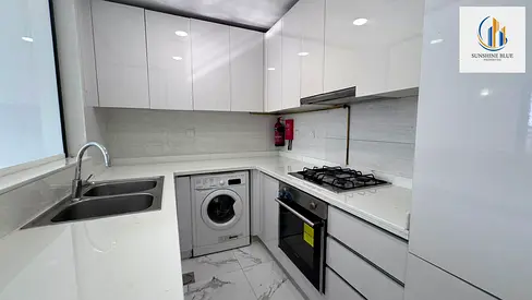 Spacious 2 bedroom with kitchen appliances