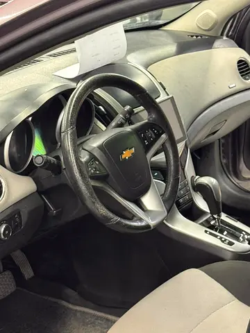 2017 Chevrolet CRUZE 照片 9