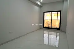 STUDIO WITH BALCONY | NEAR METRO STATION | 12 PAYMNETS