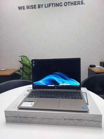 HP 15-FD0230WM 15.6 FHD Touch i3-N305 8GB 256GB SSD