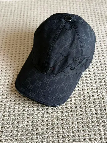 Gucci cap for men
