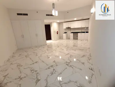 HOT UNIT! LUXURIOUS AND NEW ! COME FAST