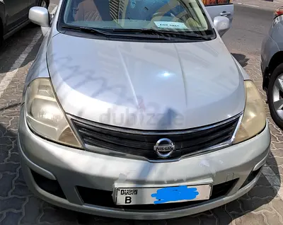 Nissan Tiida 2012