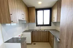 Well Maintained 3BR | Lower Floor | Vacant Now