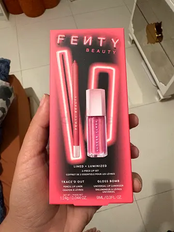 Fenty Beauty- Lined + Luminized 2-Piece Lip Set