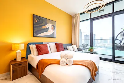 Relaxing Studio | Canal view | Al Maryah