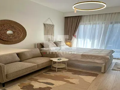 Vacant | Bright studio| Fully Furnished