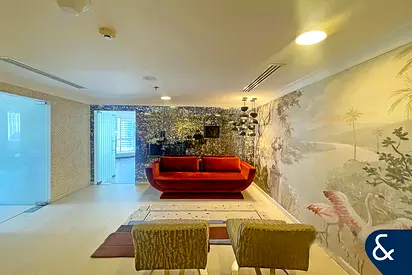 Luxury Executive | Furnished | Near Metro
