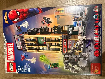 BARGAIN BRAND NEW LEGO 76342 MARVEL SPIDER-MAN VS MYSTERIO THE DAILY BUGLE