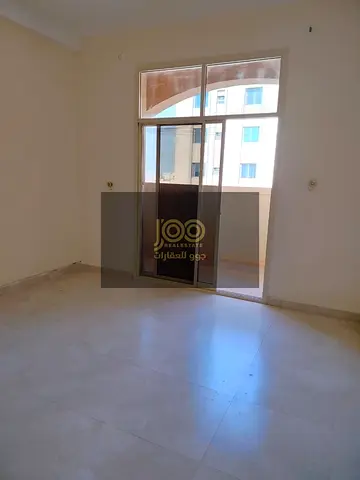 شقة مميزة في ام القيوين \تعتبر خيار مثالي للعائلات الباحثة عن الراحة والموقع الحيوي والسكن العملي