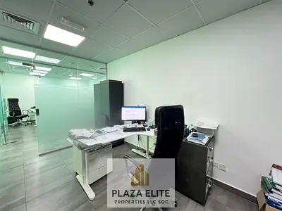 مكتب مفروش بالكامل | إطلالة على القناة | الخليج التجاري (بيزنس باي)