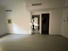 SPECIOUS ONE BEDROOM WITH BEAUTIFUL LOCATION NEAR MOE