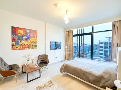 Expansive layout | Fully Furnished | Modern Studio