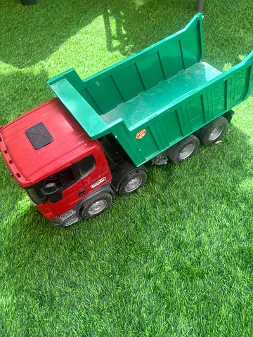 Bruder dump truck