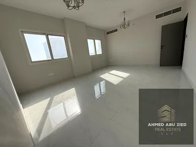 غرفتين وصالة بالجرف3 | تكييف مركزي | بلكون | مساحة كبيرة | بالقرب من السوق الصيني | سهل لمخرج دبي