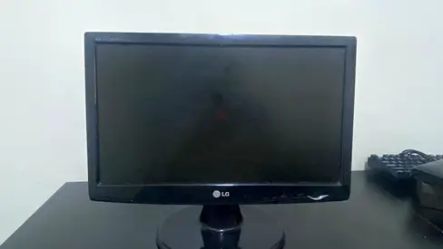 شاشة إل جي 19 بوصة - عرض العيد