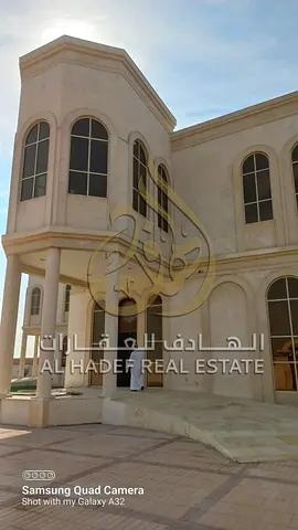 For Sale in Sharjah – Al Qarain Area A luxurious villa with a spacious layout and distinctive design, ideal for large families. Located in a quiet ar