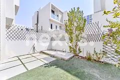 Duplex Townhouse | Spacious | Vacant | Study Room