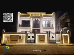 For the owners of luxury, a classic 5-room villa with AC ,in Al Alia area of Ajman, freehold, with b