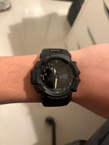 Casio G-Shock Watch – Excellent Condition – Barely Used