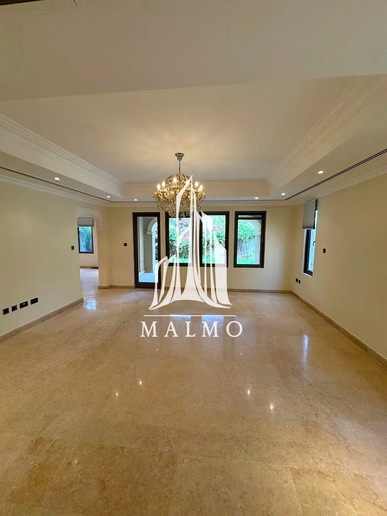 Brand new villa with Luxury Finishing Corner Unit