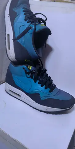 Original Nike 42.5 EU