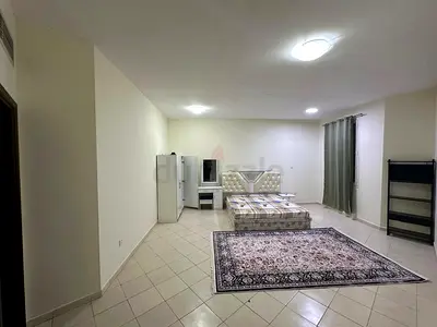 Large Master room available