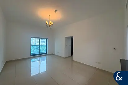 Spacious 2 Bed | Balcony | Flexible Cheques
