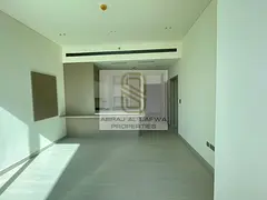 Spacious 1BR ,Private Pool , Mid Floor , OpenView