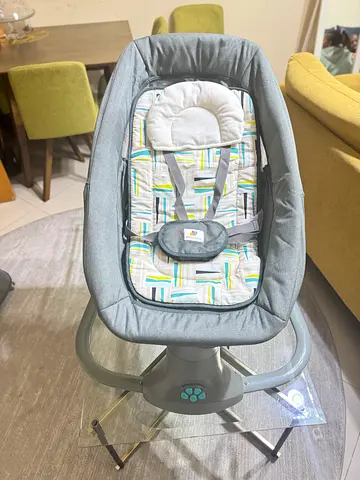 Gentle Rocking Baby Bassinet