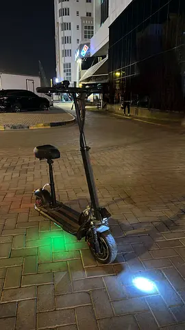 Electric scooter negotiable