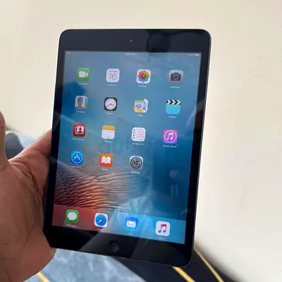 Apple iPad 3 – 16GB – 9.7” Retina Display – Wi-Fi – Good Working Condition