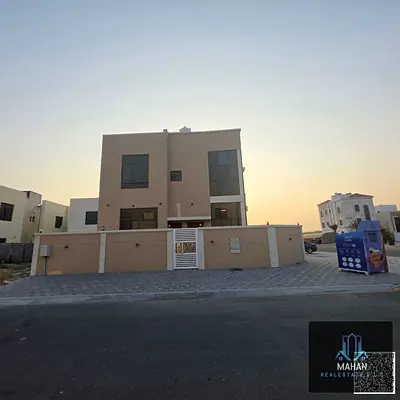 Villa for Rent in Al Yasmeen • 5 Spacious Bedrooms • Land Area: 3,014 Sq Ft • Built-up Area: 3,500 Sq Ft • Spacious Hall and Living Area • Modern Kitchen • Parking Space Available 💰 Annual Rent: AED 1