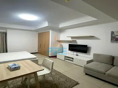 Fully Furnished Studio I Bright Unit I Vacant