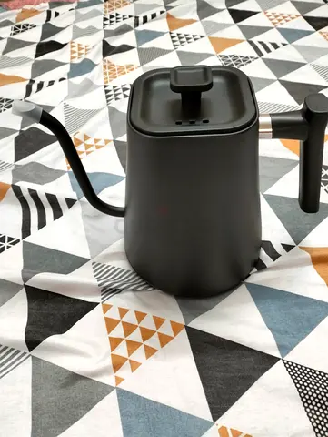 Stylish Black Kettle for Your Kitchen