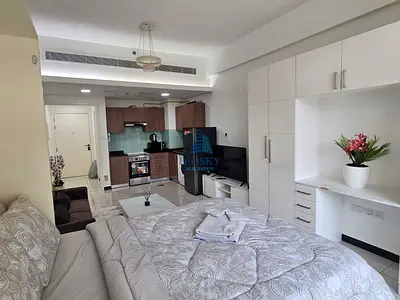 Modern Elegant | Including Bills | 5,250 Monthly