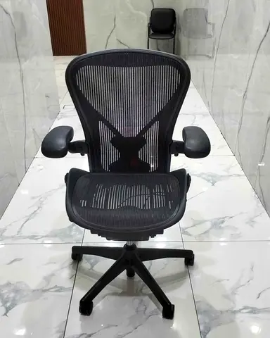 Selling For Herman Miller Aeron Chair Size B And C Fully Loaded