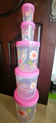 Pink food storage containers Urgent Sale