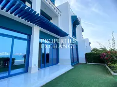 Burj and Atlantis View | Upgraded | On Beach