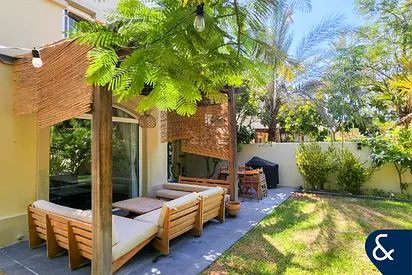 Upgraded 4E | Opposite Pool | Avail Apr