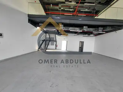 BRAND NEW SHOWROOM WITH WASHROOM/KITCHEN/IND 18 SHARJAH