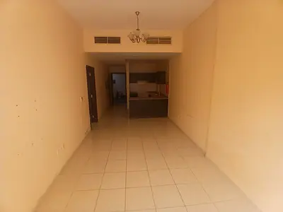 Spacious 2BR in Goldcrest Tower A | Prime Location