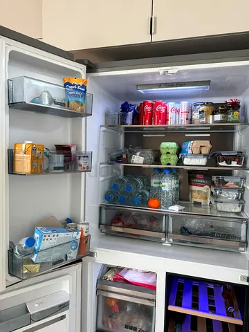 Hoover 755 Liters Gross Capacity Cross Door Refrigerator Freezer with Beverage Cooler,