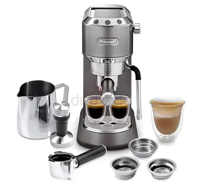 DeLonghi Espresso Machine with Accessories