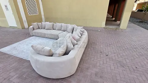 Chattel and more Corner Sofa Beige Good Condition