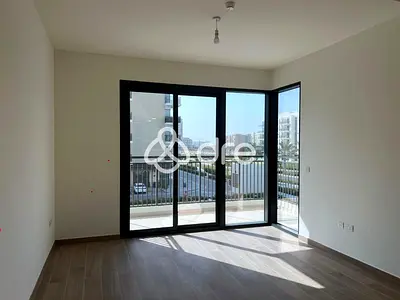 Corner Unit | Low Floor | Boulevard view